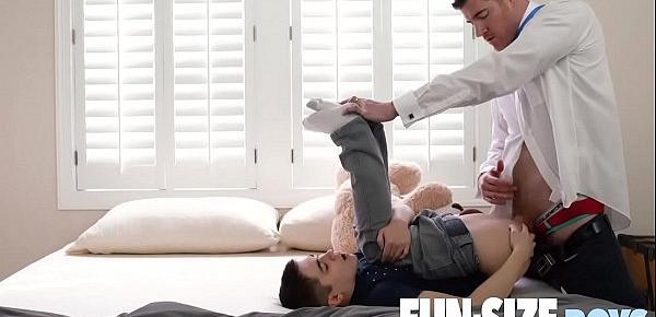  FunSizeBoys - Big dick daddy doctor gives teen boy creampie